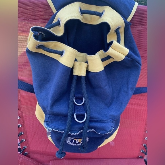 Tommy Hilfiger - drawstring opening - backpack - Picture 2 of 2